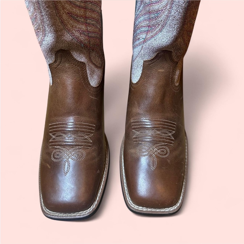 Ariat Brown Leather Western Boots with White and Turquoise Stitching - Picture 2 of 8